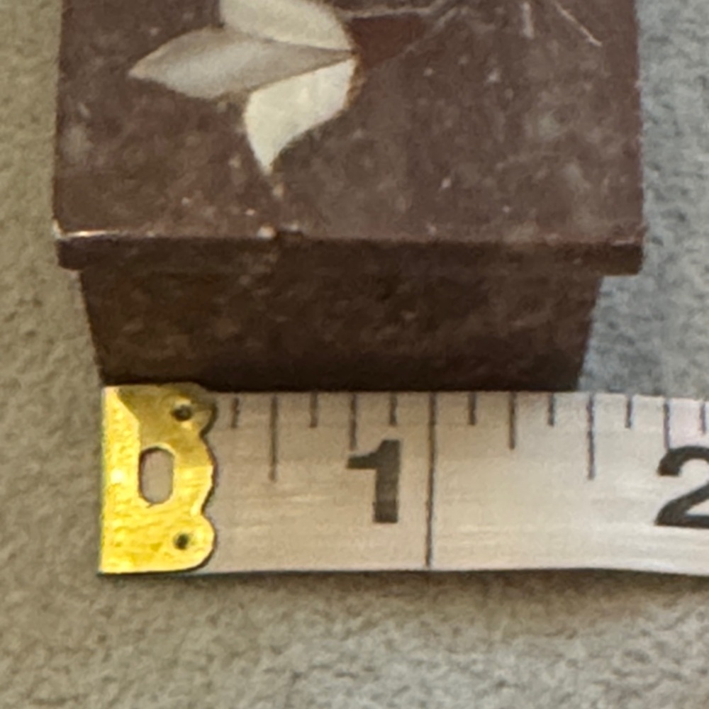 Vintage! Soapstone/Marble Trinket Box with Floral Inlay - Picture 15 of 15
